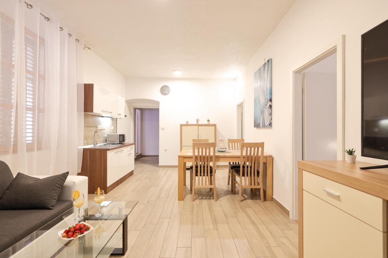 Old Town Donatello Apartment Zadar Exterior foto